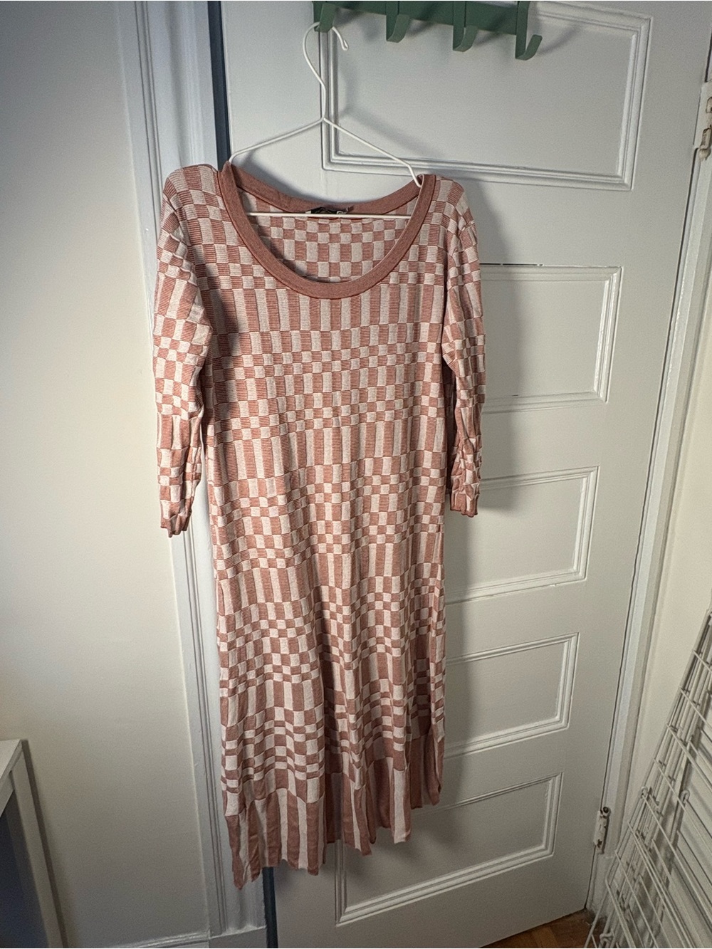 M.M.LaFleur The Tippy Dress - Checkered Knit in Red Clay/Natural - Picture 4 of 6